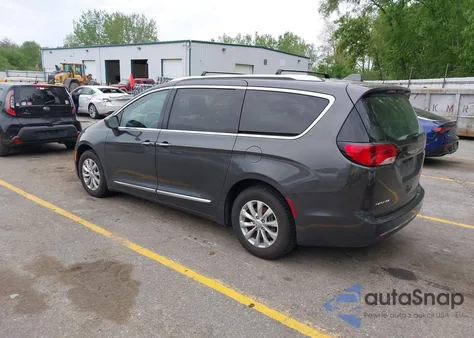 2018 Chrysler Pacifica Touring L из США, поврежденный, VIN 2C4RC1BG2JR128875